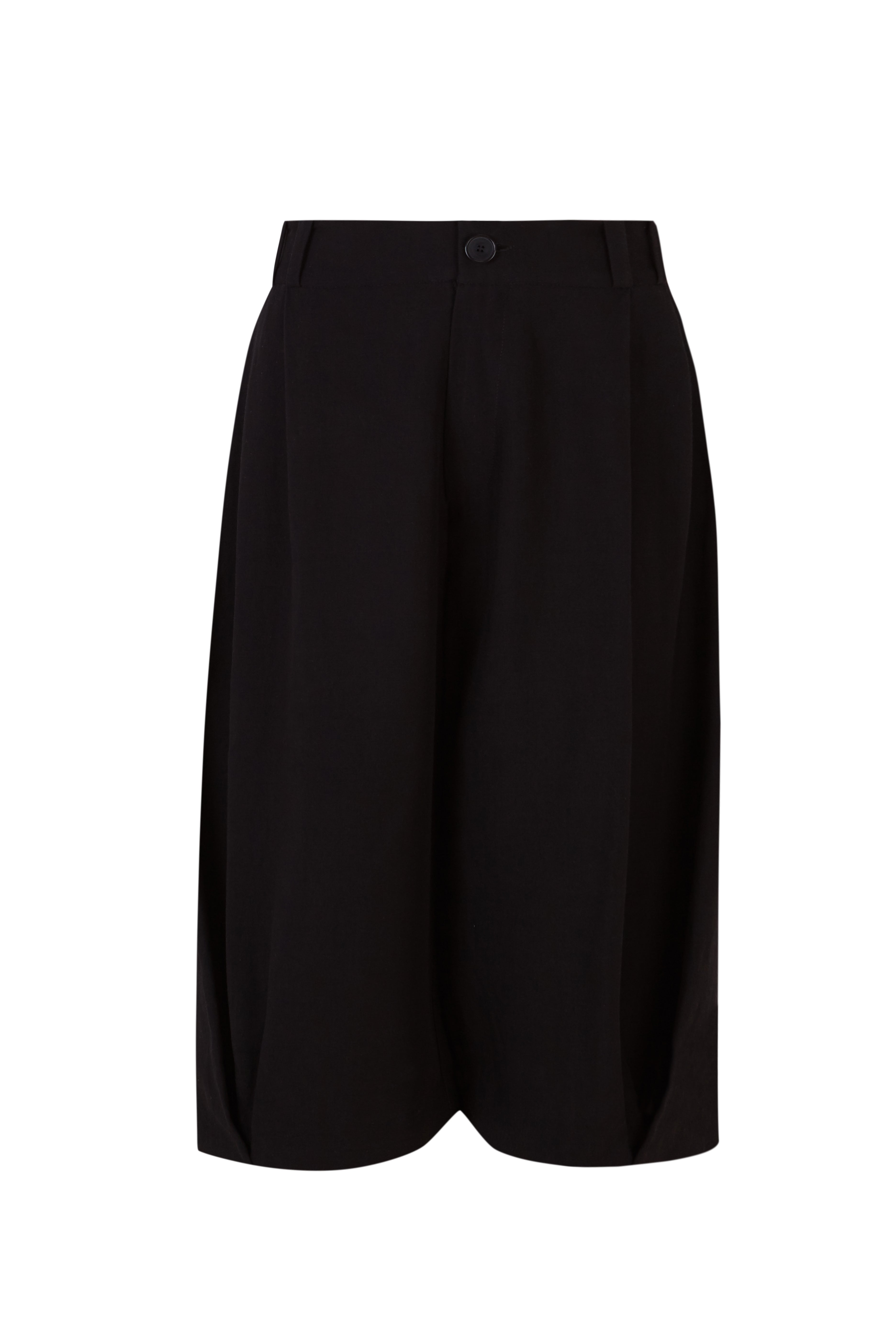 Pleated Draped Bermuda Pants